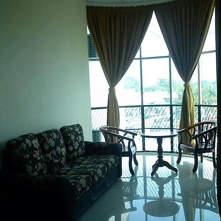 Casavilla Travellers alojamiento Taiping Exterior foto